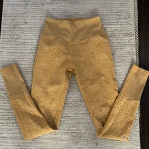 Alo yoga alosoft lounge leggings in small, yellow. Like new